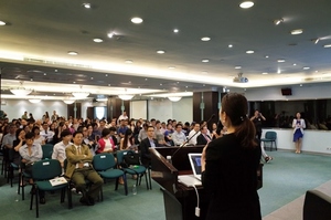 Aspecto do Workshop sobre “Como atrair novos clientes através de canais de baixo custo para estabelecer e reforçar os benefícios do comércio electrónico”