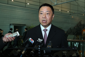 经济财政司司长梁维特接受传媒访问