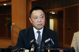 經濟財政司司長梁維特接受訪問 經濟財政司司長梁維特接受訪問