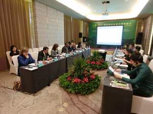 A “Palestra sobre a Cooperação Empresarial entre Yunnan, Macau e os Países de Língua Portuguesa”