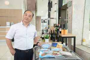 南光谷丰配送有限公司总经理郑观民