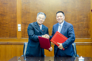 经济财政司司长梁维特与国家税务总局副局长王秦丰今在北京签署税收《安排》第三议定书