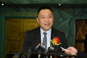 经济财政司司长梁维特接受传媒访问